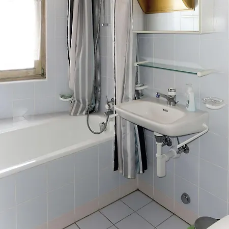 Mont-fort D1 By Interhome Lejlighed